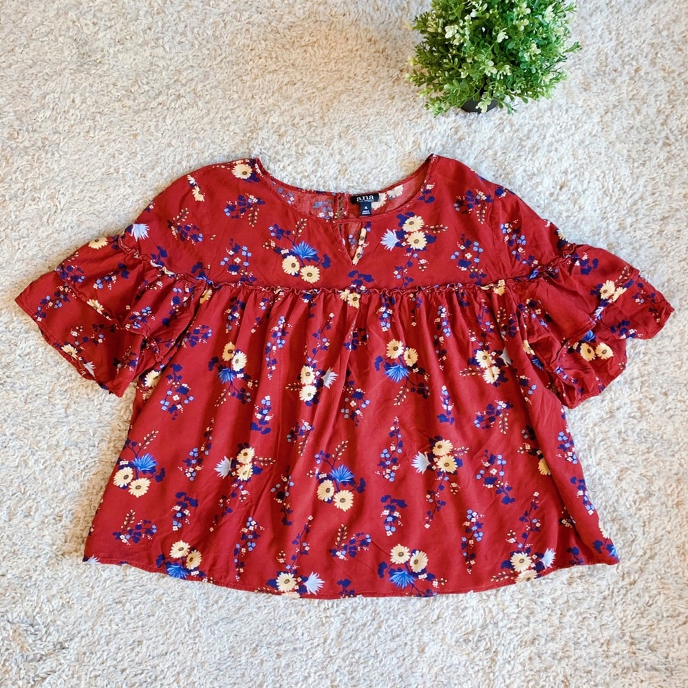 Smock Top with Ruffled Short Sleeve - Picture 7 of 7